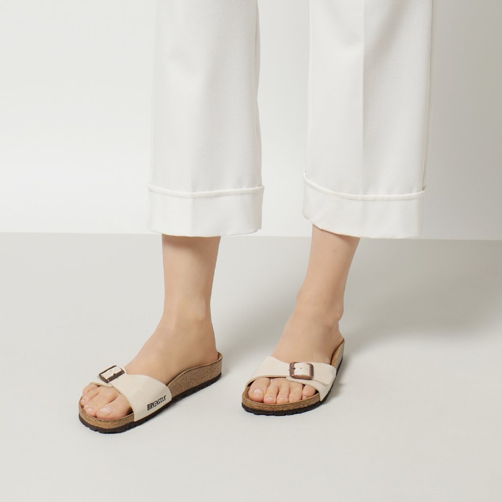 Madrid graceful pearl white, Birko Flor