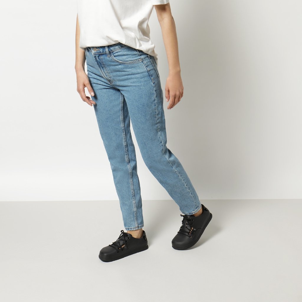 Montana black, Oiled Leather