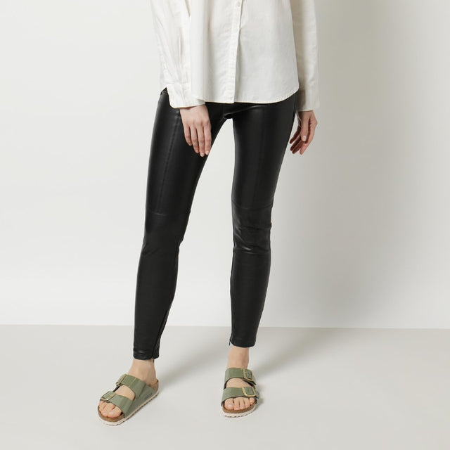 Arizona khaki, Birko Flor Patent