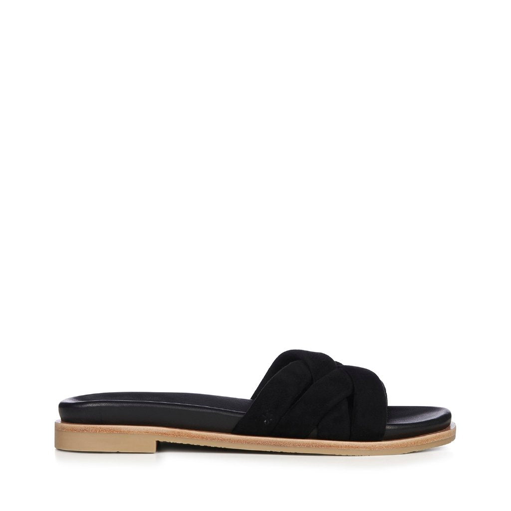 Ikara black