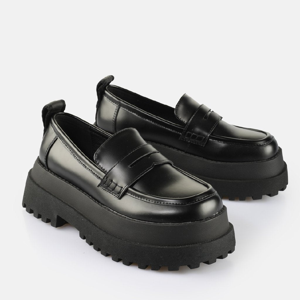 Pluto Loafer-vegan box-black