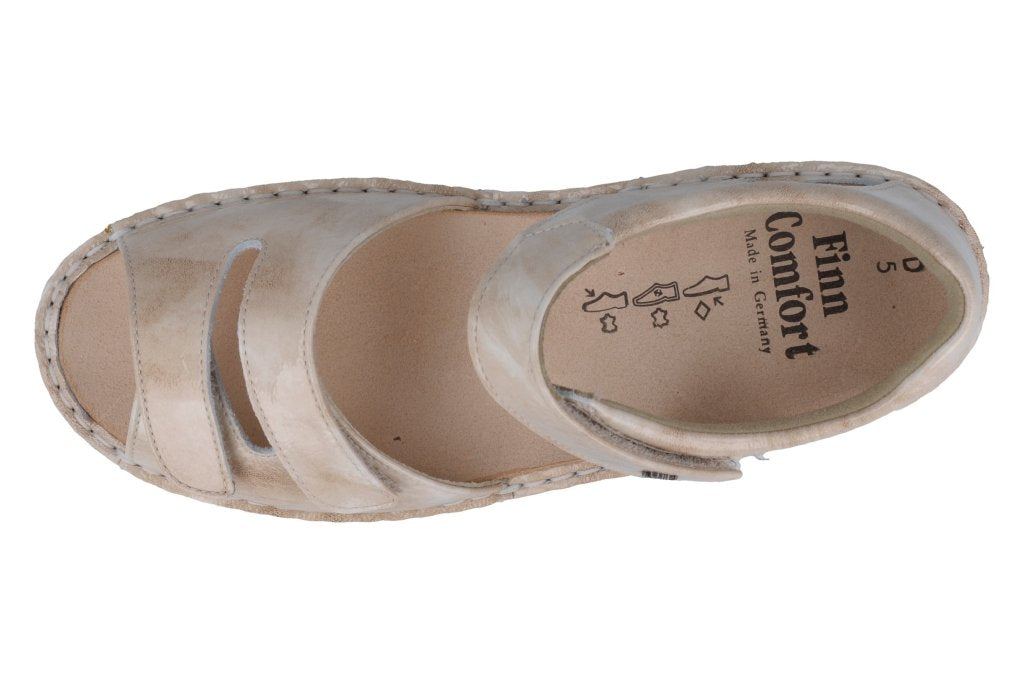 Fes beige, Apache