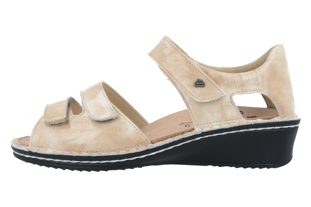 Fes beige, Apache