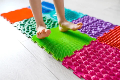 Esercizio piedi: camminare sui talloni